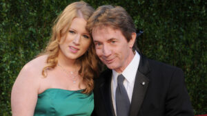 Filha de ator mudou o sobrenome por causa do pai e sua profissão