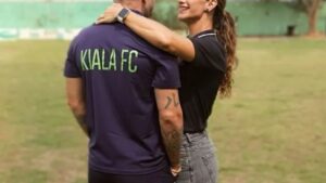 Aos 43 anos, fortuna independente e presidência de time de futebol marcam nova vida de ex-estrela pop