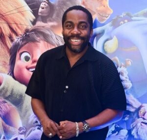 Lázaro Ramos celebra Mais Que Amigos, novo projeto como diretor: – Estou muito feliz