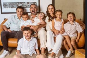 Leticia Cazarré mãe de 6 filhos conta como teve a decisão de ter filhos: “Ser abertos à vida”