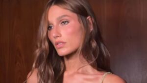 Sasha Meneghel brilha com look transparente de R$ 37 mil em noite de Carnaval