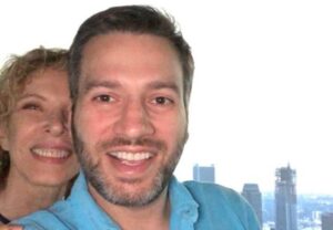 Marília Gabriela celebra aniversário do filho mais velho: “Morta de saudade”