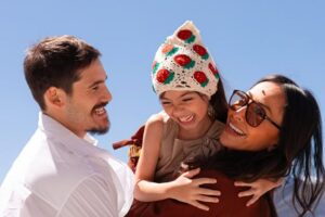 Nicolas Prattes reage a casos de feminicídio: “Sou pai de menina”