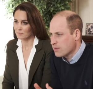 Príncipe William e Kate Middleton apoiam comunicado de Rei Charles III sobre prisão de ex-Príncipe Andrew, diz jornal