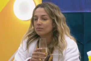 BBB26: Samira se choca ao acionar o ‘Espia BBB’ e descobrir conversa que desmonta aliança: “Ele não joga comigo!”
