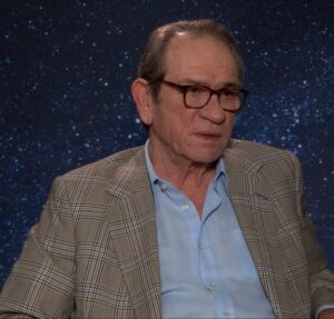 Causa da morte da filha de Tommy Lee Jones é revelada