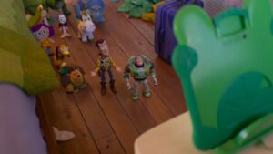 Toy Story 5 surpreende fãs com visual diferente de Woody no trailer; ASSISTA