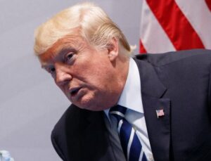 Democratas planejam boicote e protestos durante discurso de Trump ao Congresso