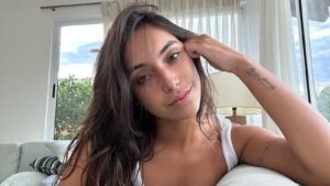 Vanessa Lopes revela que contraiu IST na adolescência e precisou ser internada