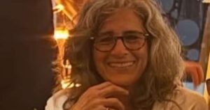 Veja quem é a esposa da atriz Lúcia Veríssimo