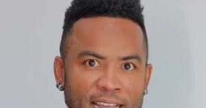 Expulso de prédio, ex-jogador do Vasco Carlos Alberto reage após cobrança de mensalidade escolar na Justiça. Saiba valor da dívida