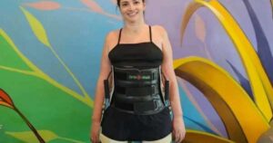 Milagre? Ex-ginasta Laís Souza emociona a web ao surgir em pé