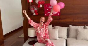 Diagnosticada com linfoma no mediastino, Dani Gondim celebra remissão: ‘A vida presta’