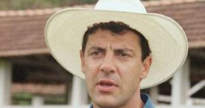 Morte de Gerson Brenner: filha com Denize Taccto, Vica Brenner resgata vídeo no adeus ao pai famoso