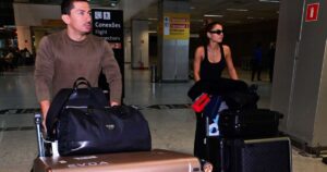Alívio! Irmão de Anitta desembarca no Brasil com namorada, Hariany Almeida, e muitas bagagens, após risco de deportação na França