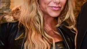 Aos 49 anos, esposa de sertanejo revela tristeza em meio a polêmica familiar: ‘Chateada’