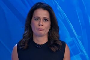 Adriana Araújo rompe o silêncio sobre saída de emissora e afirma: “Eu saí aos prantos!”