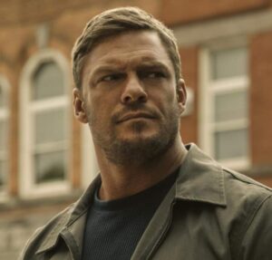 Após briga com vizinho, fontes revelam que Alan Ritchson não iniciou a confusão, diz site