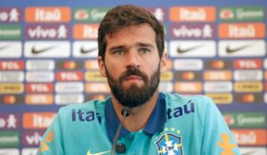 Alisson Becker abre o jogo sobre lesão que o afastou da Seleção Brasileira
