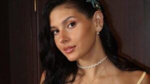 Ana Castela se emociona com nova conquista; veja vídeo