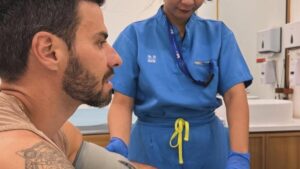 Ataque inesperado leva ator ao hospital e relato choca