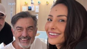 Sabrina Sato surge com o pai meses após internação e comove seguidores