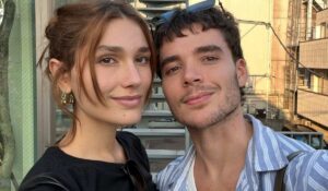 Marido de Sasha diz que cresceu sendo chamado de “gay”