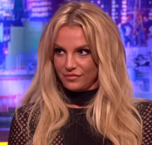 Britney Spears teria sido detida por dirigir sob efeito de álcool, diz site
