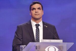 Cabo Daciolo tenta ser presidente novamente e faz apelo