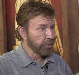 Chuck Norris morreu dez dias após completar 86 anos de idade e deixou mensagem para os fãs