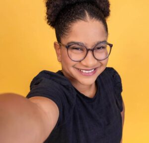 Milena atende Big Fone e ganha o poder de mandar alguém para o Paredão