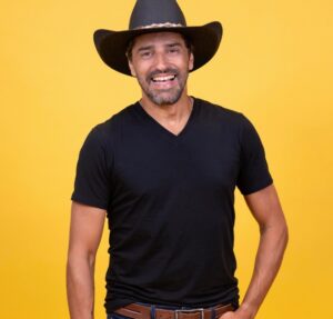 Agrado e Eduarda sentem ciúme de Leandro com Yasmin. Saiba o que vai acontecer em Coração Acelerado nesta quinta-feira