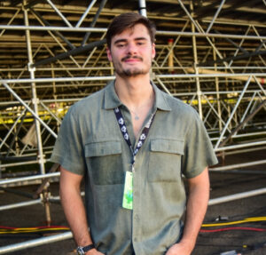 Filho de Fábio Assunção pede namorada em casamento com momento romântico