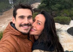 Nicolas Prattes abre o jogo sobre triângulo amoroso com Sabrina e piloto