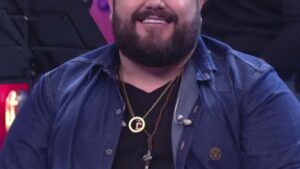 Aos 44 anos, cantor sertanejo choca ao revelar internação secreta e transformação impressionante