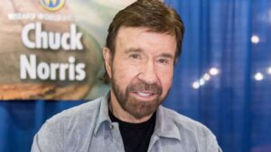 Morre Chuck Norris, ícone do cinema e das artes marciais, aos 86 anos