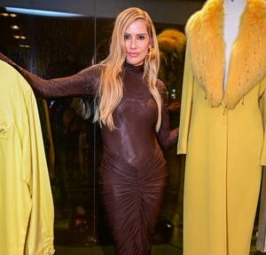 Deborah Secco afirma que a filha entende a arte ao falar sobre seus papéis polêmicos