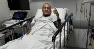 Influenciador Jota Surfista morre em decorrência de câncer no estômago e cirrose