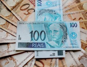 Dinheiro esquecido no PIS/Pasep: veja se você tem saldo em fundo antigo