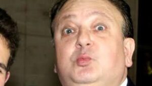 Parecidos? Filho mais velho de Erick Jacquin surpreende em aparição rara: ‘Tempo voa’