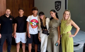 Ex de Hulk, Iran Ângelo se muda para mansão de R$ 4 milhões em Minas Gerais