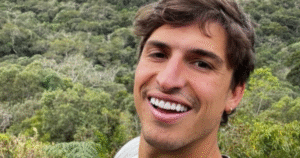 Justiça condena ex-BBB Felipe Prior a pagar R$ 5 milhões por divulgar apostas de ‘ganho certo’