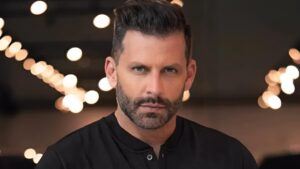 Henri Castelli volta aos palcos como Jesus em ‘A Paixão de Cristo’