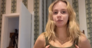 Isa Scherer revela mudança no corpo durante segunda gestação: ‘Sutiãs pararam de servir’