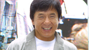 Jackie Chan toma decisão sobre fortuna bilionária e gera debate nas redes; saiba qual