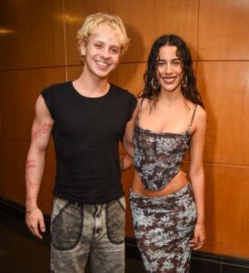 Em meio a boatos de crise, Vini Jr. faz declaração apaixonada em aniversário de Virginia Fonseca