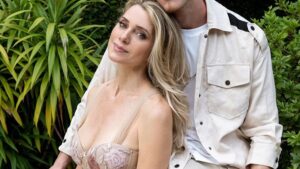 Leticia Spiller abre o coração sobre carreira do filho de 29 anos: ‘Acompanho de perto’