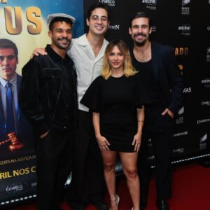 Com Lorena Comparato e Nicolas Prattes, elenco se reune na pré-estreia do filme O Advogado de Deus