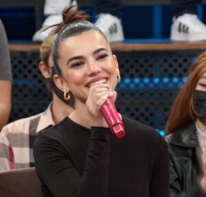 Manu Gavassi celebra primeiro aniversário da filha, Nara: Ser sua mãe é a maior honra da minha vida