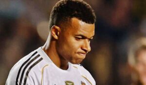 Real Madrid comete erro e trata joelho errado de Mbappé